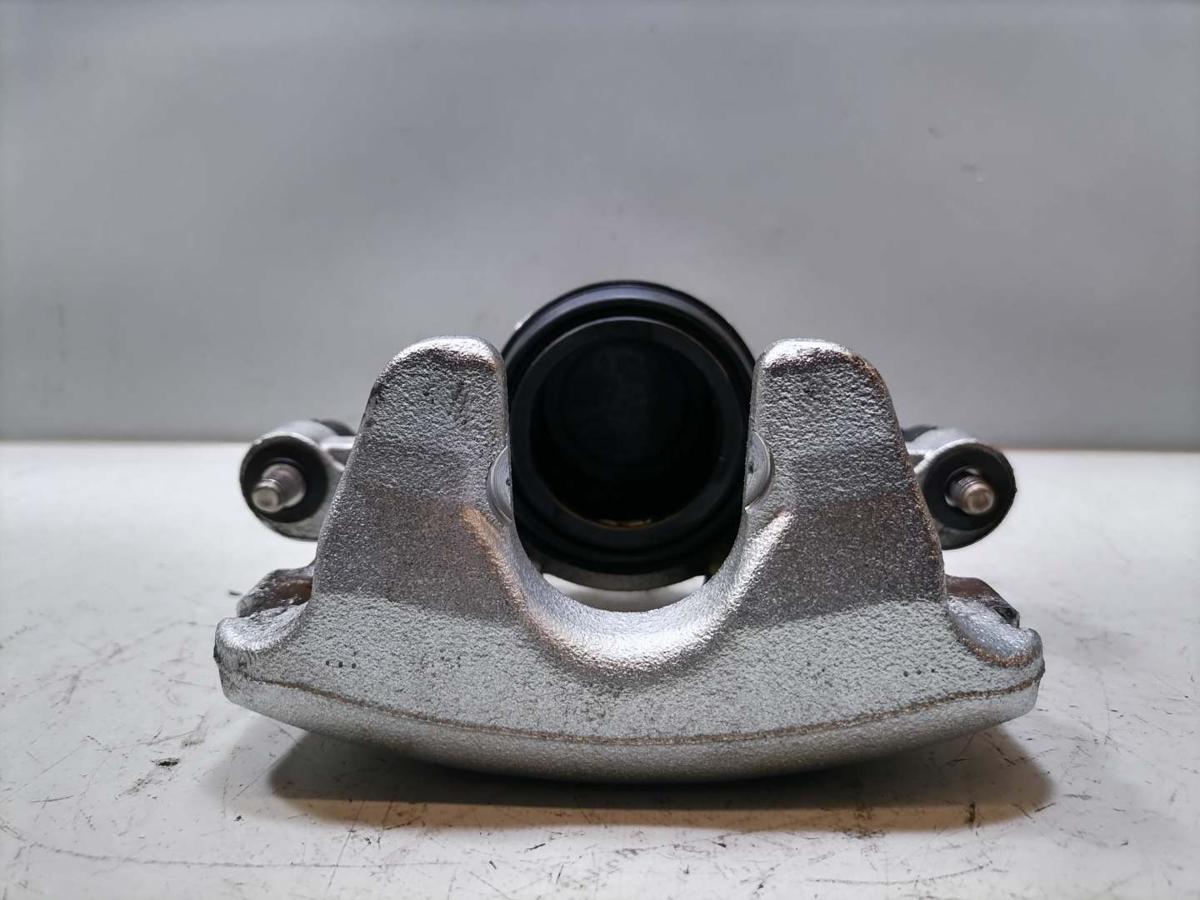 VW Passat B9 original Bremssattel vorn links 2,0TDI 110KW Bj.2024